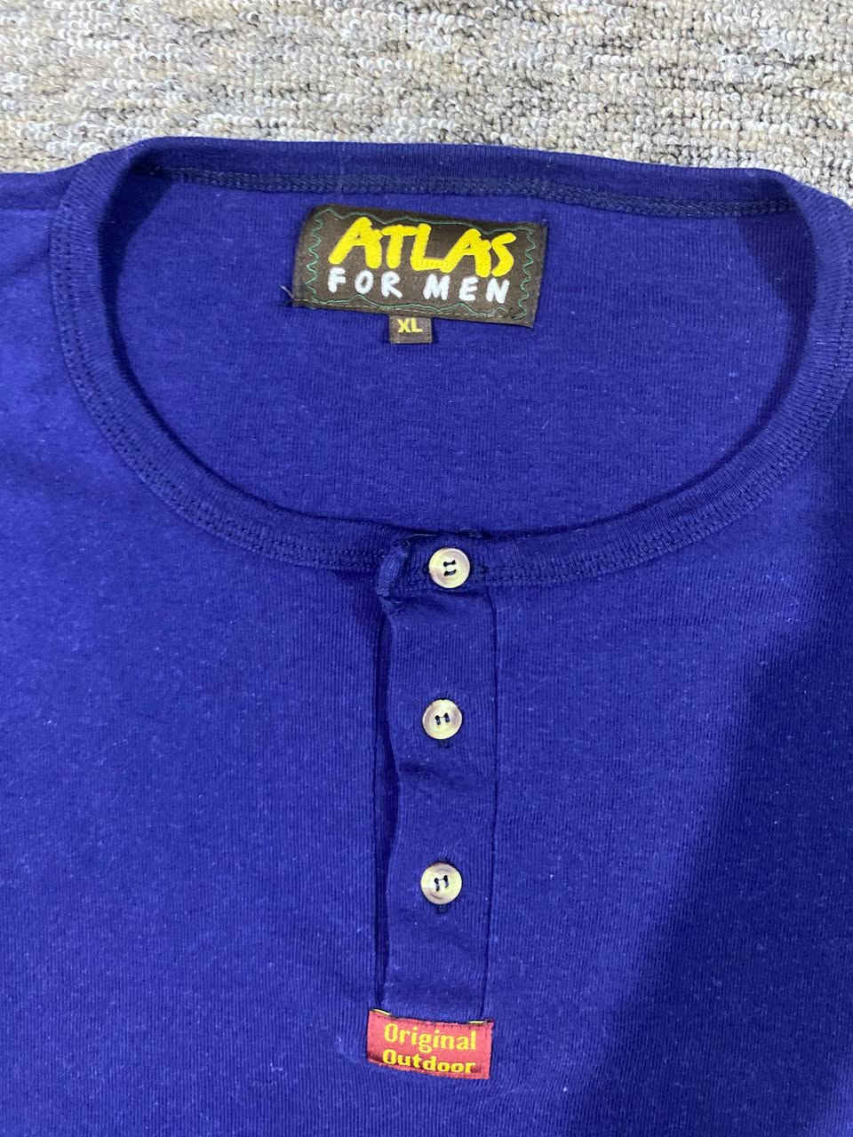 تيشرت براند فرنسي غير مستخدم 

قطني لون ازرك ملكي جدا مريح 

قياس XL 

السعر 15 الف


**إذا كنت صاحب هذا الإعلان وتريد حذفه لأي سبب، رجاءا أرسل رسالة إلى الدعم الفني**