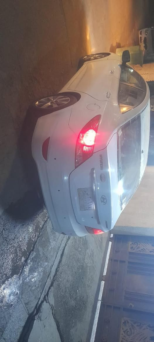 اكسنت 2012 بغداد مال شركة عامة
بيها جاملغ خلفي صبغ والباب مبدله بلادي مال شركة 
تحكمات استيرن 
مكينة 1600
تخم تاير 
حساس
السعر 88
مكانها  بغداد البياع
***********
