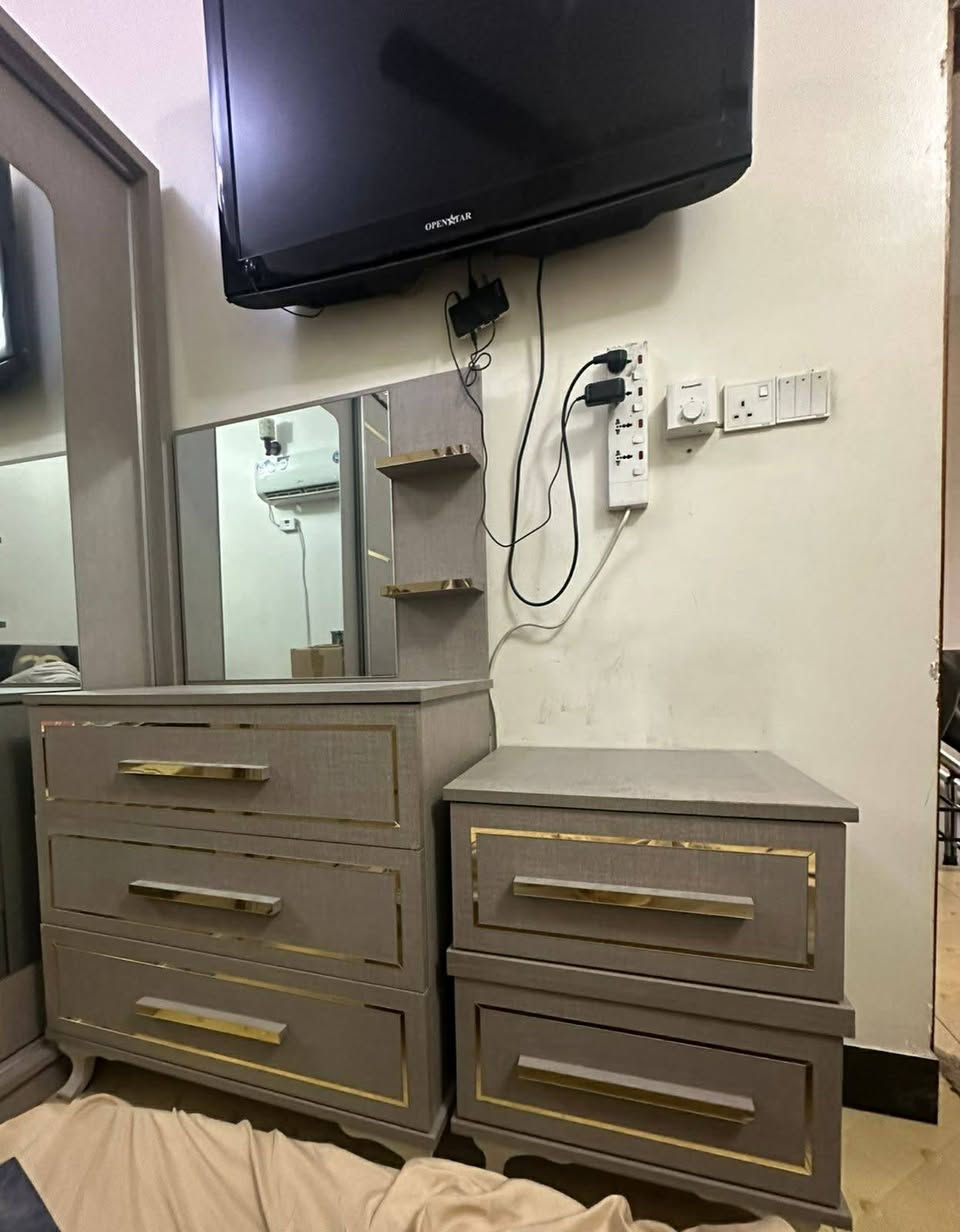 غرفة تركي نظيفة مابيها اي ضرر السعر 400/ بغداد حي البساتين شراي خاص


**إذا كنت صاحب هذا الإعلان وتريد حذفه لأي سبب، رجاءا أرسل رسالة إلى الدعم الفني**