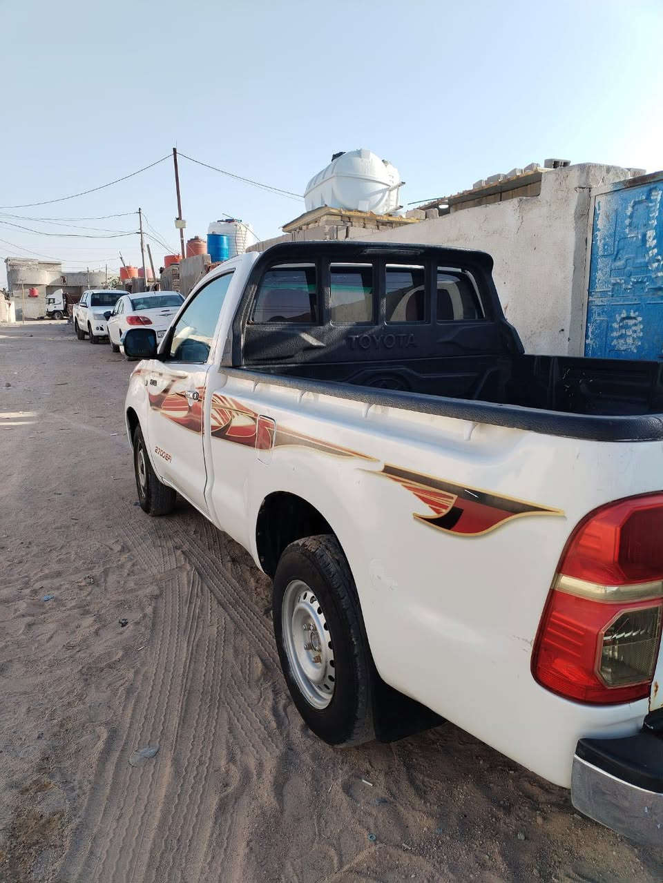 فلاونزه ٢٠١٠محرك شاصي كير كسن كله مكفول 
بيهه ملاحضات بصيطه العنوان البصره سعره
١١٥ وبيه مجال ستفسار ***********
