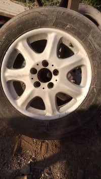 ويل مرسيدس بنز للبيع عدد ثنين التواصل علا الرقم 07781232440