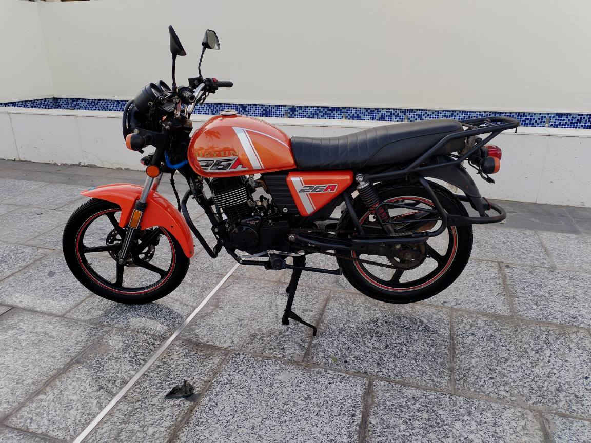 سلام عليكم  
دايوان نفخ مكينه ٢٠٠ كتابه الحمره اوراق اصولي شرط  الترقيم مداور يم وكيلهه مكتب حسين موديل ٢٣ 
 محرك كفاله شرط مافتوح  محرك نضيف شلعه ومعدل شرط الكفاله  كهربائيات كلهة شغاله اشاير لايتات كله شغال بيهة لايت زنون زنجيل جديد الدراجه كلهة جديدة وبل واقع احله من الصور مكان كربلاء حي السلام   السعر مليون ٦٠٠ وبيهة مجال   للطيبين
***********  بي وتس كربلاء, العراق
