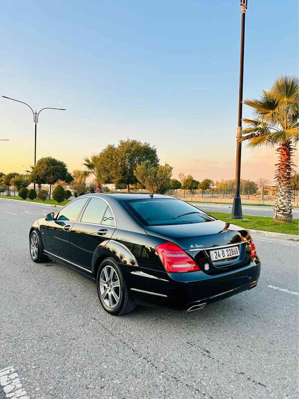 خل افاجئكم بل سعر و بسعر اقل من كامري و نظافة تقراء مئة بل مئة 👍🏻💯

صلو على الحبيب اخوان 🙏🏻

للبيع فقط !!

Mercedes Benz S class 350 2011 

اخوان السيارة وارد الماني ضمان دولي واحد على واحد و جديدة و بدون اي عطل او نقص صفر مسج و مكفولة كفالة عامة من صبغ و حادث و تبديل فقط مكانين صغير سحب PDR

موديل : 2011
وارد : الماني
محرك : 6 سلندر 3500 بانزين ارغب محرك و فئة بل مارسيدس
نسبة النضافة : 98% ماشاء الله 
ماشية : 155 الف
لون : اسود لماع 
رقم السيارة : دهوك الجديدة
مكان السيارة : اربيل

سعر السيارة : 207$💰 ورقه فقط و مجال كلش كلش قليل والله بسعر ٢٠٠٨ و ٢٠٠٩ 

رقم تليفون و واتساب : 

***********
***********

⚜️⚜️⚜️⚜️⚜️⚜️⚜️⚜️⚜️⚜️⚜️

موصفات فول 

فتحة السقف • حساسات امامية و خلفية • رادار امامي و جانبي • مانع التصادم • تحديد مسار • دبلات جبلس • بيبان كله بصمة و شفط • صندوق شفط • لايت زنون و دوارة • كامرة خلفية • بردات خلفية كهربائية • سماعات Harman/Kardon • شاشة و كيج الكتروني • ناظور ليلي • كشنات تدفئة و تبريد و خزن و حضن و فول كهربائية • ستيرن مهربائي و خزن • شفتات بلستيرن • كير تعليك • شاشة دي ڤي دي و كنترول • سيدي بوكس • بريك لمس • اوتو هولد • اتو ستارت ستوب • مرايات شفط • كشنات خلفية هيتر و تحكم بل بردات • و بعد كلش اهواي مواصفات ممذكورة … 

السيارة جاهزة و هسة مسويله سيرفز عام من ناحية دبلات و صدر و دهن و هايدروليك و تخم تاير يعني جاهزة تجي و تشوفه بعينك دينار واحد متصرف عليها 💯

گير و محرك كفالة ممفتوحة و بدون اي ملاحضة ماشاء الله 🙏🏻💯

رقم و فحص و هزة و سنوية كله جديدة و بأسمي تحولها نفس اليوم 🙏🏻💯

اخوان السيارة جوة سعره و اخواتها تنباعن بهيجي سعر فدوة لا تكسر بحلال العالم و السيارة يخبل و لوك بل باكيت 👍🏻 أربيل, العراق
