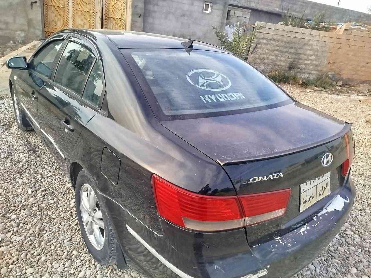 سلام عليكم سوناتا موديل 2010 اللون اسود گير جديد محرك 2000 دوش بي تبخير  صدر وكهربائيات وتايرات خير من الله السونار مرفق بالمنشور رقم سليمانية تحويل مباشر سنويه لل28 سعرها 90 وبيها مجال  مكاني ديالى جلولاء للاستفسار الاتصال بالرقم ***********
