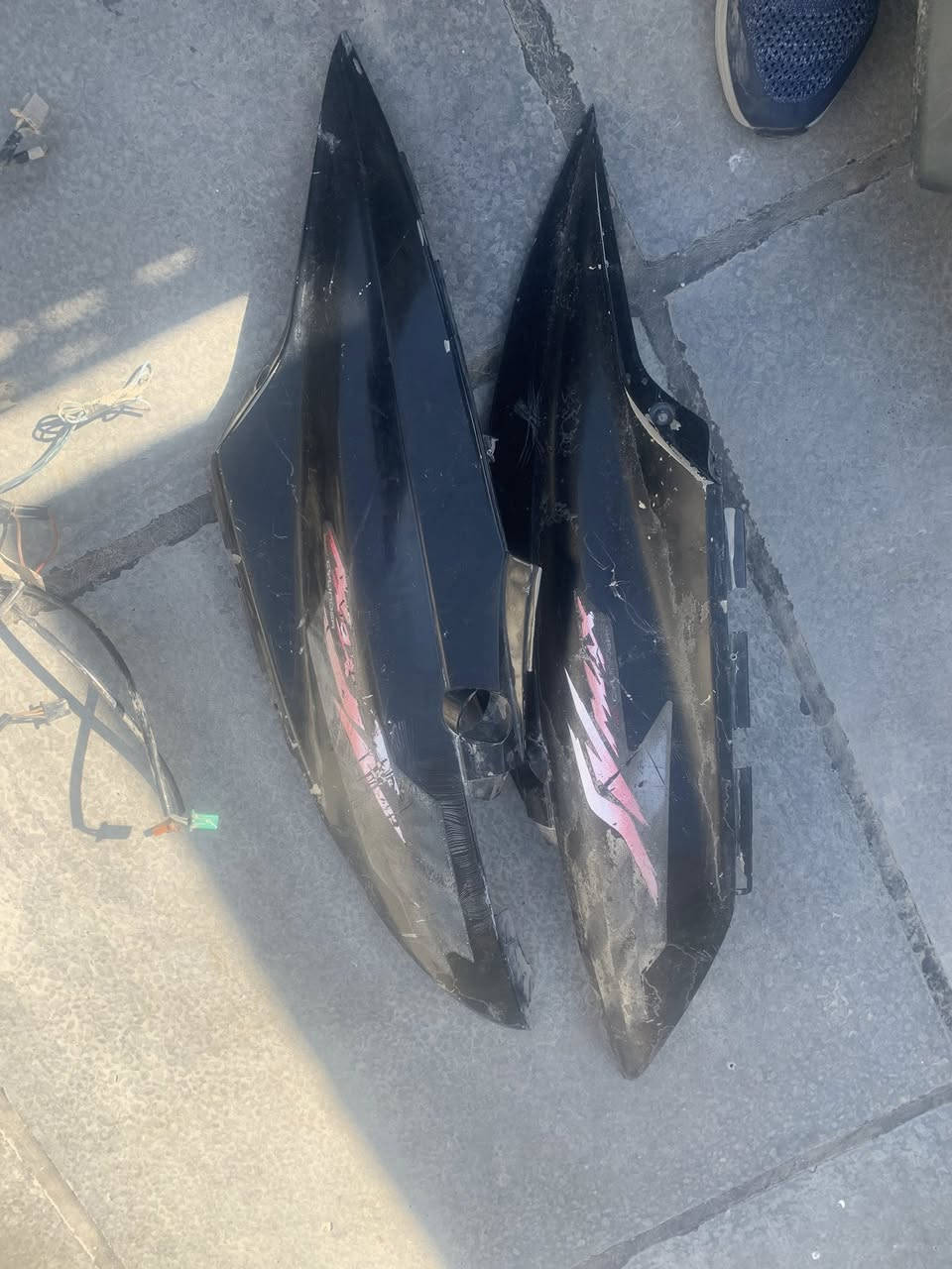 سلام عليكم غراض تفصيخ ماكس ١٤٠ كله نضيف مكاني الكماليه رقمي ***********
كفرات ب٣٠ كامله ونضيفه 

سودات كلهن ب٢٥ 

ترايش ب١٠ 

ويل وتاير امامي نضاف كلش ب١٥ 

شاصي ب٢٠

بكلايت خلفي بلاد جديد ب١٥ 

ضفيره كلشي مابيها بلاد ب٢٠ 

ذيل ب١٠ 

عقلب١٥ 

كتف شحن ب٥ 

مجمع دكم ب١٥ 

جاملغ بلاد ب٥

شوته ب٨

كابريتر تجاري بس درجه أوله ب١٥ 

جوين محرك ب٥

صالنصه هيا وسوادها ب١٥ ما ملحومه 

كلجات خلفي وأمامي ب٢٥

قبق هندر كامل ب٢٠ 

طابوكه هيا وفلاوين وملف بس بولبرن يرادله تبديل مال اكسل 

ب٦٠ 

دشبول ب٢٠ بلاد 

دبلات امامي هيا وماشه بلاد طسه ماكو ب٢٥ 

جوزه ب٧

سلف ب١٥ بلاد

فج وصونده مالته ب١٠ ويا دسكات

كشن كامل ب٨

ستيرن هوه ويده وعنابر ب١٠ 

تناكي ب١٥

سواد قبق هندر ب٥ 

قبق بانزين ب٤ 

يدات بلاد ب٥ زوج 

كاعيه جلد ومرايات ب٨ 

اشاير امامي ب٥ 

فيش اشاير ب٥ 

سوبر ب٥

قمجيات كل ثنين ب٥ 

فاكيوم ب٧

اي صونده بألف 

كويل بلاد ب٨

بطل الأصفر ولاسود ب٥ 

كفر محرك ب٥ 

بنزات جدد ب٣
