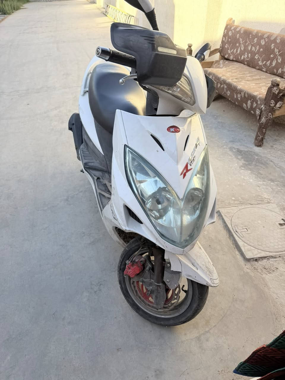 كامكو رايسنك رقم بغداد ب اسمي تحويل ثاني يوم
دراجة مكينه ١٥٠ نضيفه و ناعمه 
للبيع مكاني كاظمية ***********
