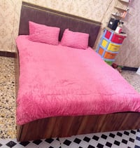 جربايه • قفل • خشب