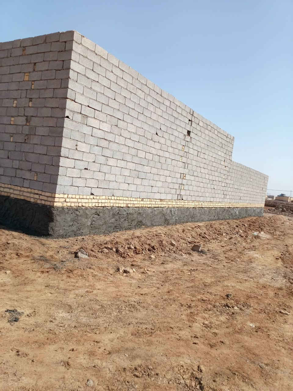 بيت هيكل بلوك ممسكوف زراعي سند 25 بناء جديد مساحته 200متر ***********
