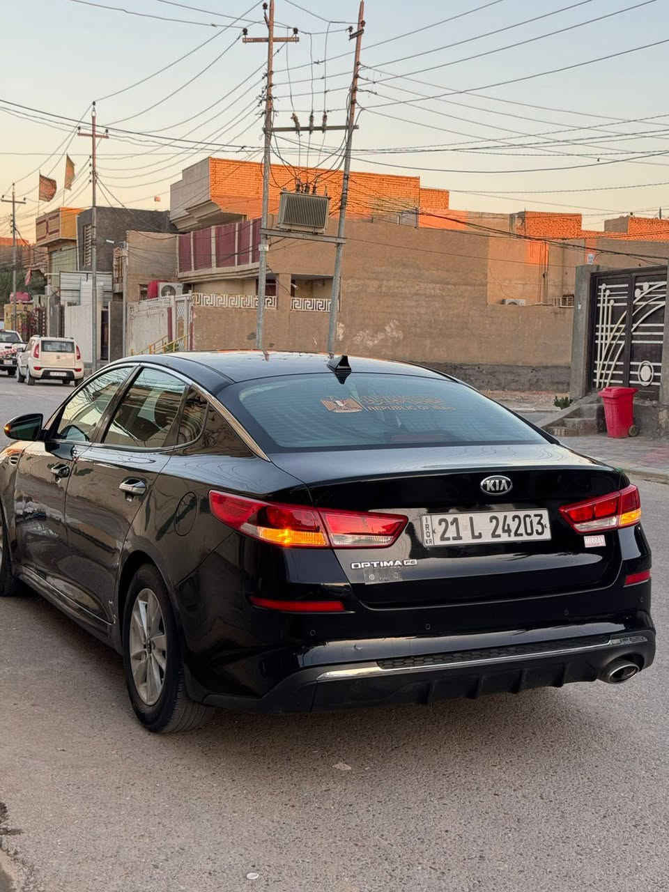 سلام عليكم 
محرك 4 سلندر سعة 2.4 لتر GD
ضربته جاملغ ودعاميه اماميه 
رقم الشاصي 5XXGT4L37KG279709
مواصفات :
شاشة لمس 
* دعم Apple CarPlay وAndroid Auto
* كاميرا خلفية
* بلوتوث وUSB
* مثبت سرعة
* مصابيح LED نهارية
* مكيف هواء
* مقاعد قماش
* نظام مانع النزلاق (ABS)
* نظام الثبات الإلكتروني (ESC)
* مساعد صعود المرتفعات (HAC)
* مراقبة ضغط الإطارات (TPMS)
سعر : اتصل عل رقم 
***********
