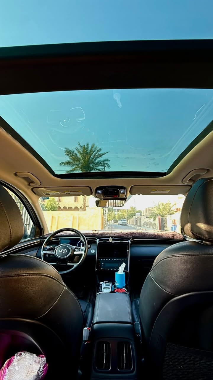 هيونداي توسان 2023 limited سلفر
(حادثها باب الصندوك مبدل نفس اللون)
ماشية 52 الف كيلو متر 
رقم بغداد بأسمي
بانوراما
مقاعد جلد 
تدفئة مقاعد 
تبريد مقاعد
كامرات 360
كير بيانو 
صندوك كهرباء 
تشغيل عن بعد 
نضام التحريك بالبصمة للاماكن الضيقة 
سماعات bose
مراقبة نقط عمياء 
وباقي المواصفات المعروفة باللميتدد
سعر السيارة 205 بي مجال بسيط 
مكان السيارة ديالى 
رقم الهاتف *********** (اتصال+واتس اب)
