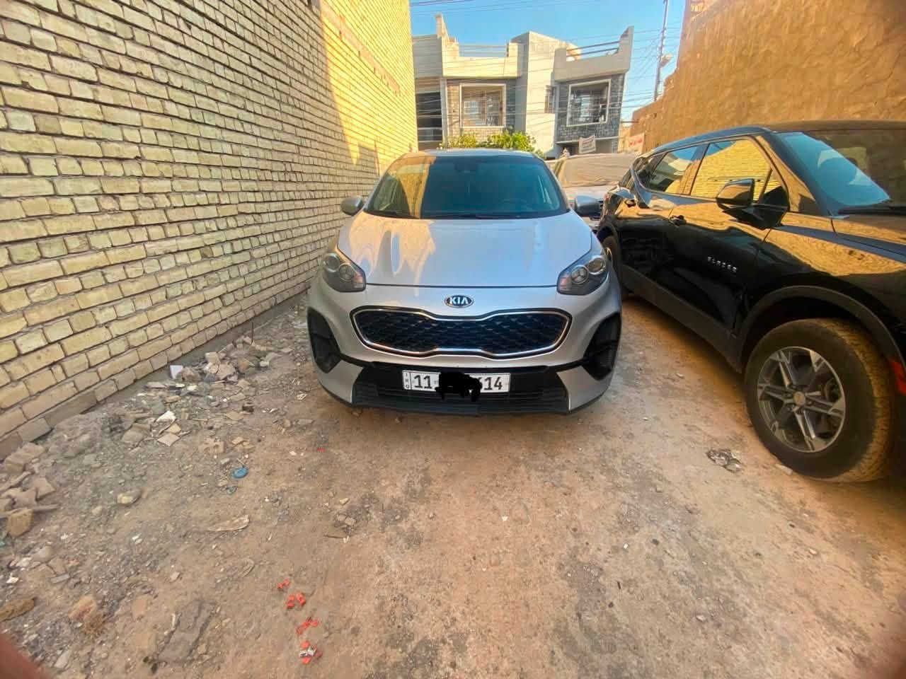 السلام عليكم
سبورتج للبيع وارد أمريكي محرك 2400 التفاصيل موجوده بسونار  والسونار جديد الموقع بغداد الدوره السعر 140$ التواصل ع الرقم ***********.                      ***********
