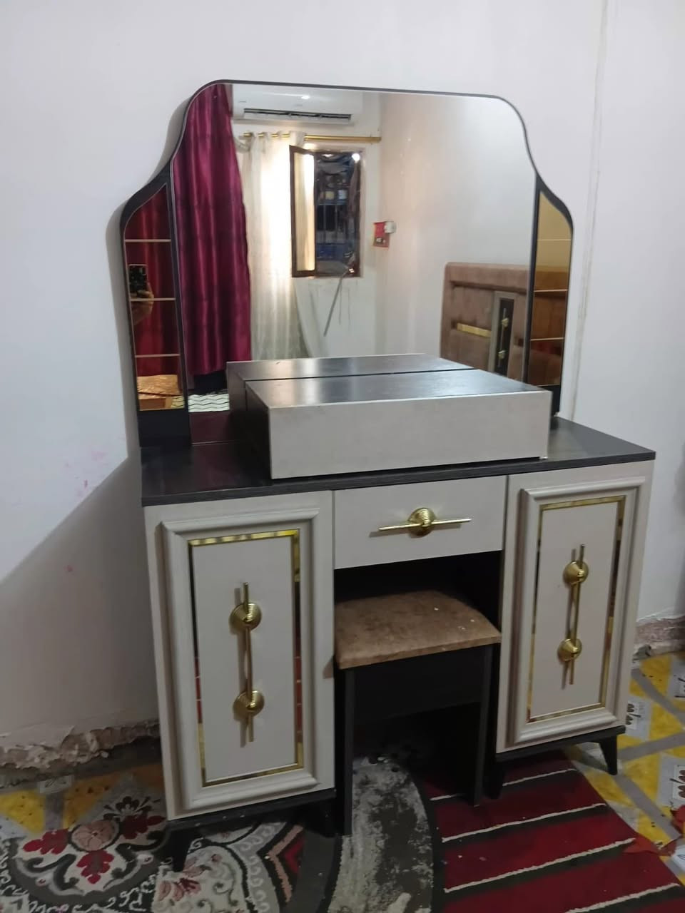 غرفه نضيفه للبيع 600
مكانه كوت الشهداء اي ضرر مبيه جديده 
الشراي يجي خاص


**إذا كنت صاحب هذا الإعلان وتريد حذفه لأي سبب، رجاءا أرسل رسالة إلى الدعم الفني**