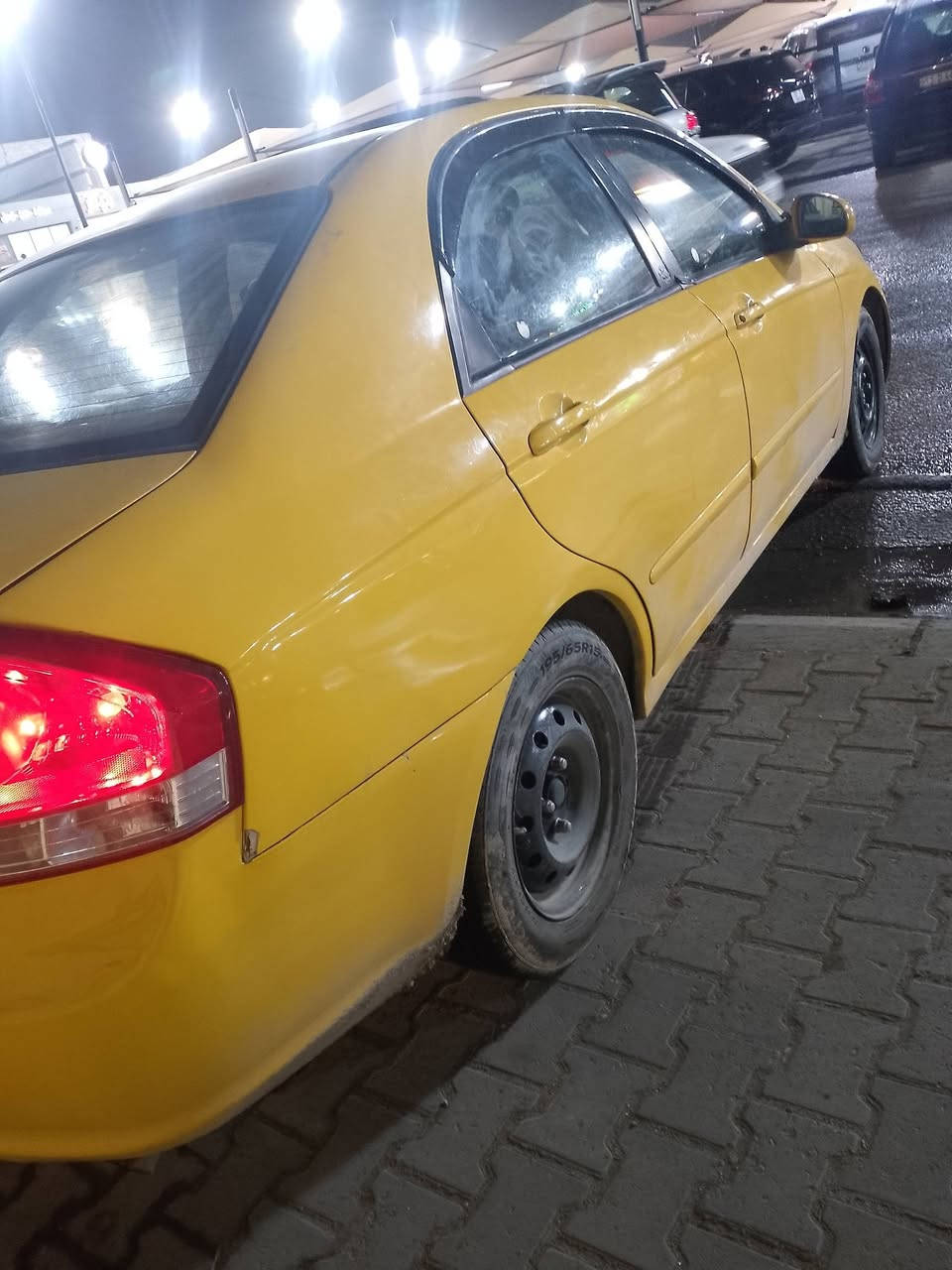 السلام عليكم سياره سبكترا 2009 وارد امريكي حادثها جاملغ وبنيد بدون دواخل سياره حلوه ونظيفه صبغه جديده السياره ما تذب عليها ربع بيها طخات شارع السياره معروضه 73 وبيها مجال للاستفسار اكثر ***********
