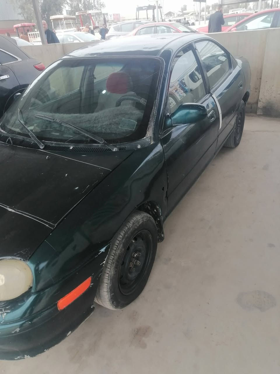 السلام عليكم ورحمة الله وبركاته سياره كلايزر رقم كركوك سنويه لل 27محرك كورلا اوتوماتيك كابونه بانزين سعره ١٨ وبيها مجال شويه مكان الحويجه للاستفسار أكثر راسل الصفحة أو اتصل علئ ***********
