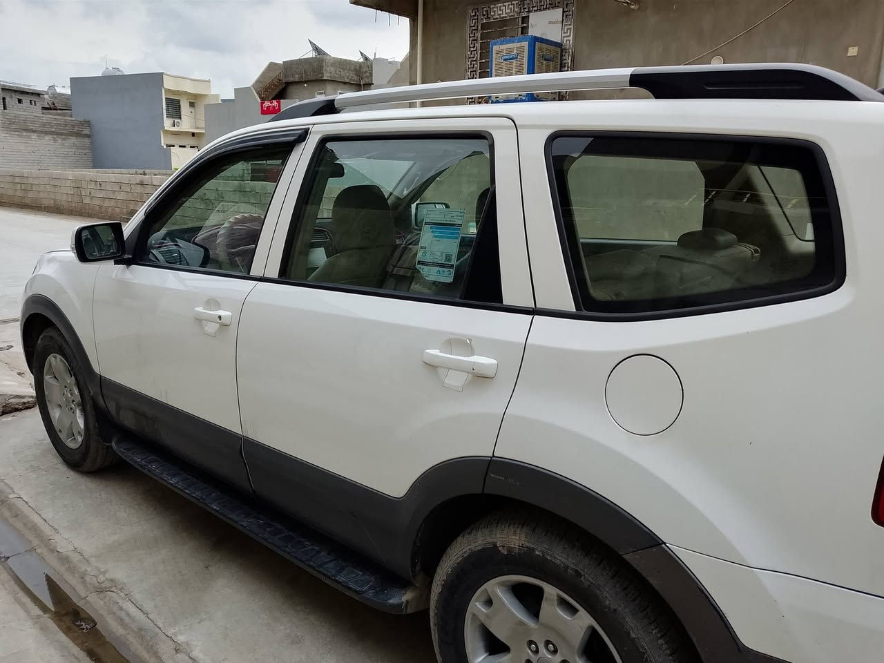 سلام عليكم سياره مهافي موديل 2013نصف موصفات بدون فور ويل رقم اربيل الماني لا صرف ولا بخار ولا صوت راجيس سياره نضيفه مابيه اي نقص سعره 160مكاني صلاح الدين قضاء طوز خورماتو رقم موبايل ***********
