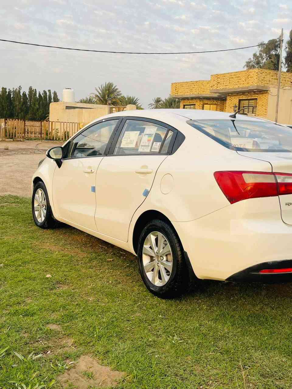 سلام عليكم رمضان كريم كيا ريو2013 خليجي رقم ذي قارنكليزي تحويل ثاني يوم بيه جاملاغ تبديل فقط او جاملاغ صبغ او الداير الجاملاغ الخلفي صبغ  محرك 1600دوش لا تنقيص لا تبخير  مكينه او كير او حداديه او تبريد او تدفئه او تخم تاير كله مكفول
سياره جاهزه الخير مابيه اي نقص مكان السياره ناصريه السعر 83او بيه مجال الستفسار ***********
مراوس او بيع حسب القناعه
