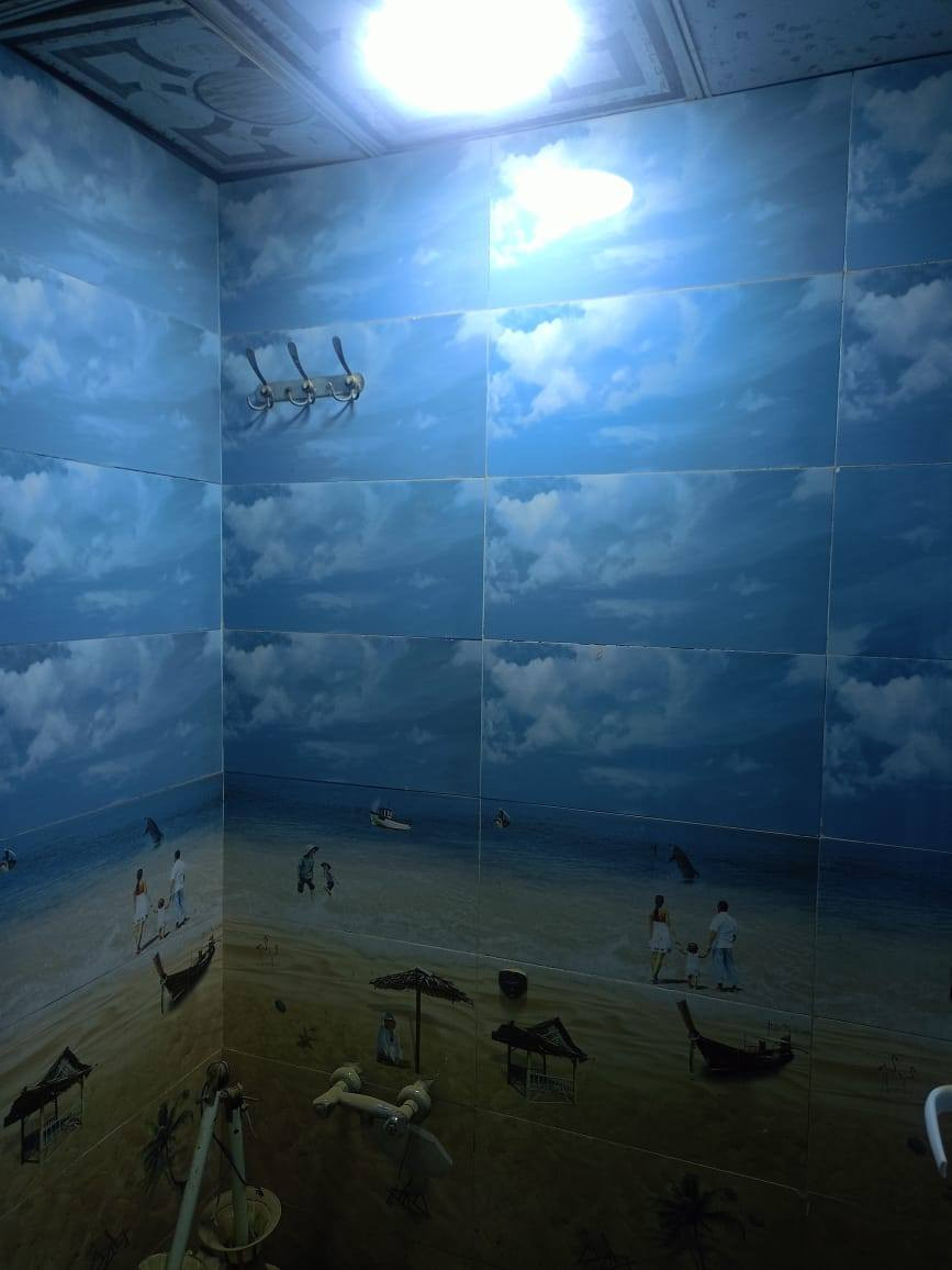 السلام عليكم ورحمة الله وبركاته بيت للبيع ١٥٠ متر قرب كراج الحولي بنا طابوك وصب مركزي وعالي عن شارع ***********
