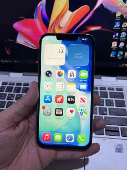 13 برو ماكس 
ذاكره 128 
نموذج M ((دبل سيم )) 
بطاريه 89 
فقط مبدل شاشه 
فيس ايدي شغال 
سعر الجهاز 530 الف 
شراي خاص او اتصل 
*********** 
***********
