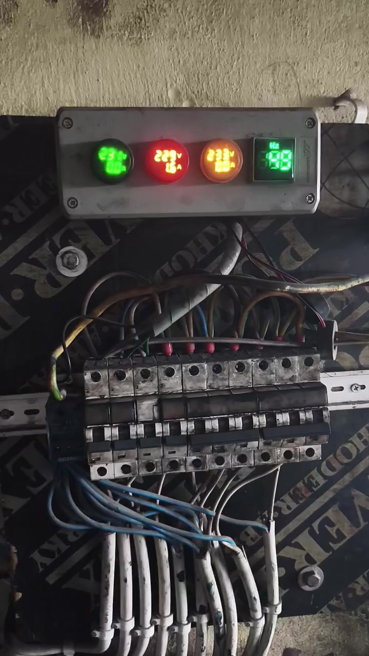 السعر ٢١
تعلن محلات الربيع عن بيع مولدة دويز 3 بستن ٣٠ كيفي
العنوان موصل جانب ايسر كوكجلي
***********
***********
@أبرز المعجبين 
السعر ٢١
