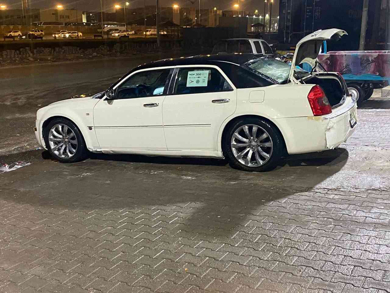 سلام عليكم سياره البيع دوات دوات دوات بيه كص جنطه فقط راقم شمالي طبق اصل سياره جاهزه من كلشي كيره مكينه حداده جديد تدفه تبريد كلش شغل دواخل حلوه مكان السياره البصره السعر 35 وبيه مجال ***********
