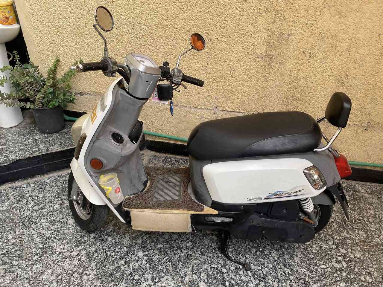 السلام عليكم دراجه بوليس مسطره مصار هواي من نازله من الرمبه السعر مليون وبيها مجال قليل


**إذا كنت صاحب هذا الإعلان وتريد حذفه لأي سبب، رجاءا أرسل رسالة إلى الدعم الفني**