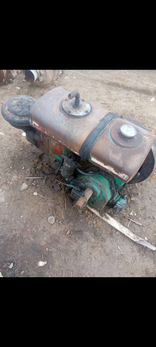 سلام عليكم مكينة ام 18 شرط شغل ستندر كرنك دشالي لشه وخنزيه 6ب6 وماطور ابو 10 شرط شغل وياه صونده عنوان ذي قار دوايه ستفسار على رقم ***********
