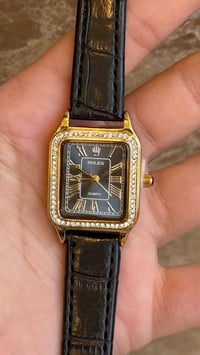 ساعات • توصيل