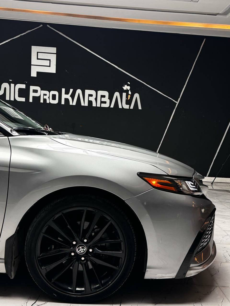 السلام عليكم
تويوتا كامري 2022 / امريكي 
فول مواصفات اعلى فئة XSE / AWD
مكينة 2500 / بانزين
ــــــــــــــــــــــــــــــــــــــــــــــــــــــــــــــــــــ
حادث خفيف بدون دواخل
العداد :45 الف كيلومتر حقيقي 
رقم بغداد بإسمي تحويل مباشر 

 تفاصيل الموديل المعروفة 

ملاحظة :- الضرر تبديل بنيد  +  بارد جاملغ أمامي جهة السائق فقط
ــــــــــــــــــــــــــــــــــــــــــــــــــــــــــــــــــ
:للأستفسار الإتصال أو واتساب
***********

 مكان السيارة: كربلاء 📍
