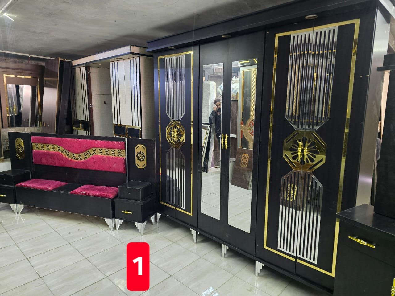 😎#تكسير الاسعاار بلش 😍
👑بس⛔️ ب4مليون و700الف مع فرشة هددددية😍😎
🔥👈 احدث واجمل تصاميم غرف النوم خشب لمايكا 👍🏼
📲للاستعلااام
الغرفة مؤلفة من..
1️⃣#خزانة 6 ابواب فتح220 _225
2️⃣ #تخت مجوز صندوق،150×190
 3️⃣#بيرو مراي 4دروج+بابين
4️⃣ #كمديناات عدد 2 مع تاج

 5️⃣شازلونة لتخت بأحدث تصميم
6️⃣الغرفة نوم خشب  #ميلامين سماكة 13 بالكامل
🚛يوجد توصيل وتركيب
🌹🌹🌹🌹
👈 التواصل والاستفسار مسنجر 💥


**إذا كنت صاحب هذا الإعلان وتريد حذفه لأي سبب، رجاءا أرسل رسالة إلى الدعم الفني**