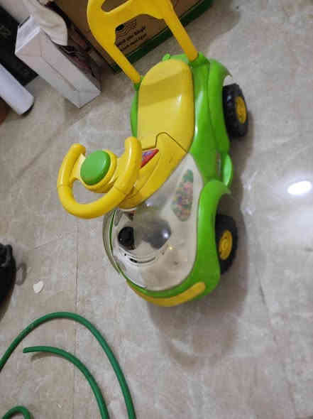 غراض مستخدمه للبيع كلمن وسعره زوليه+ وجلسه+ عربانه + لعبة اطفال + مولده جديده مشتغله كم ساعه للاستفسار الاتصال ***********
