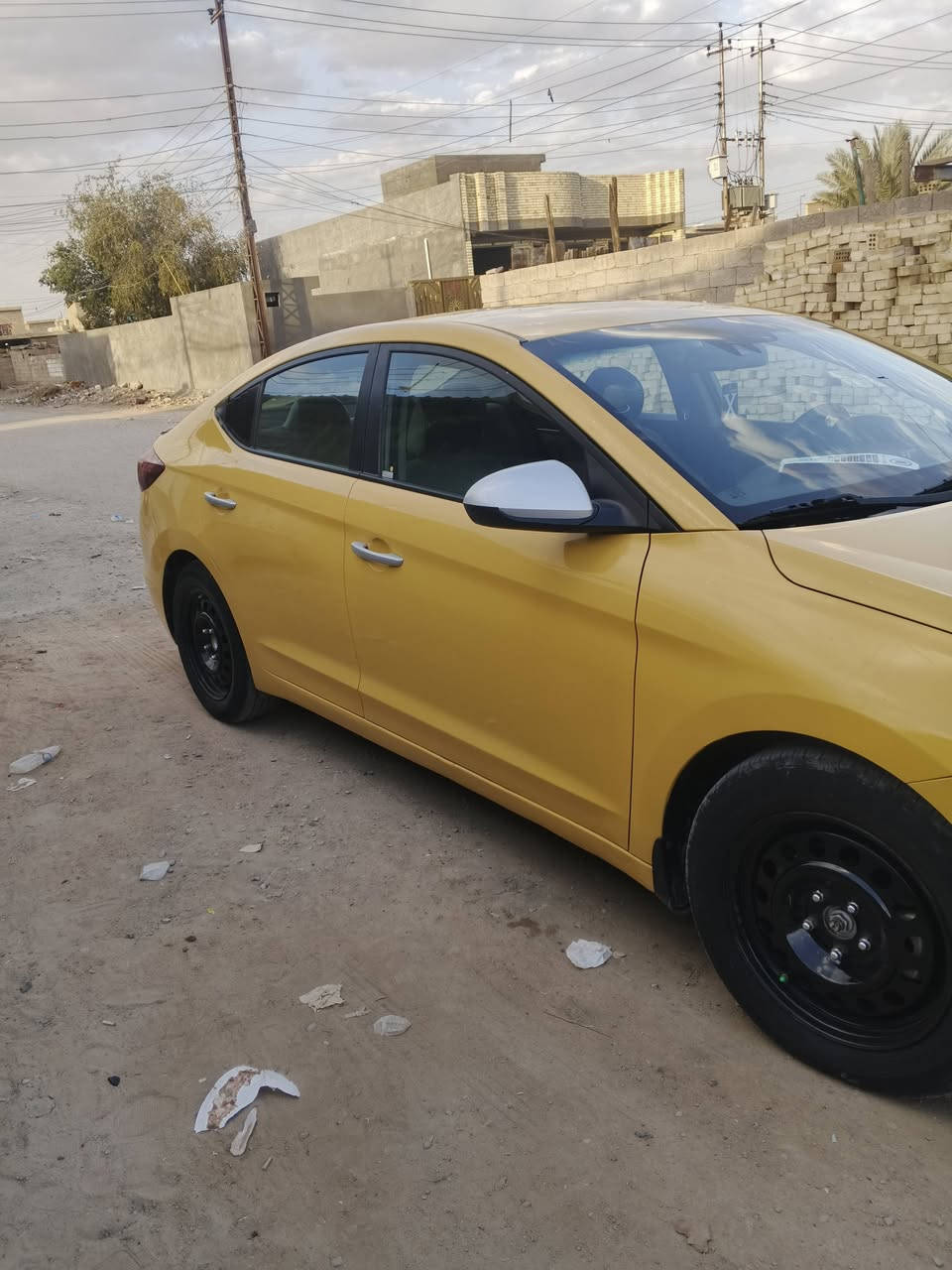 السلام عليكم 
النترا 19كفاله من كلشي حادثها سرقه جاملق امامي وراجع نفسه سيارة ليبل واحد بدون حادث كفاله من كلشي السعر 135 وبيها مجال مكفوله حته من المعجون *********** العنوان بغداد تقاطع النهروان ما متواجد على الفيس
