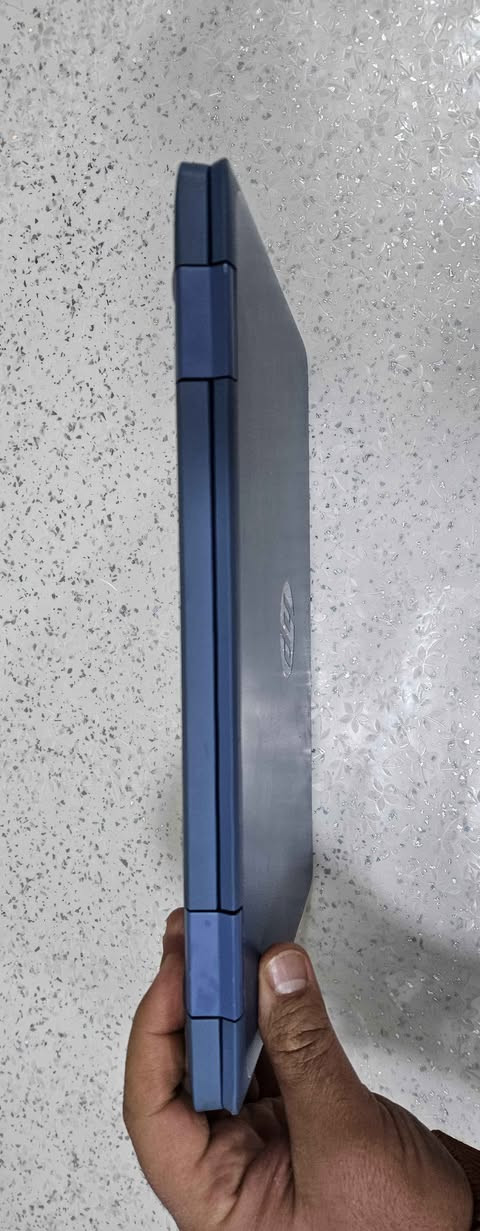 بسم اللە، لاپتۆپێکی زۆر پاک و جوانە وەك نوێ وایە جیلی بەرزە، شاشە لەمسە 360پلە دەسوڕێت دەبێتە تابلێت دەبڵ کامێرایە و زەمانی هەموو شتێکی لەگەڵە،جیلیی 10ەیە پاتریەکەی نزیکی80 لە سەدە و ڕێژەی خاوێنی سەدا98 بۆ سەدا99  و شاحینەی ئەسڵی لەگەڵایە و هەموو گیانی بەشەرت.
hp
core i5
genaration 10
Ram 8 
Hard 256 ssd
tach screen X360 رانية, السليمانية


**إذا كنت صاحب هذا الإعلان وتريد حذفه لأي سبب، رجاءا أرسل رسالة إلى الدعم الفني**