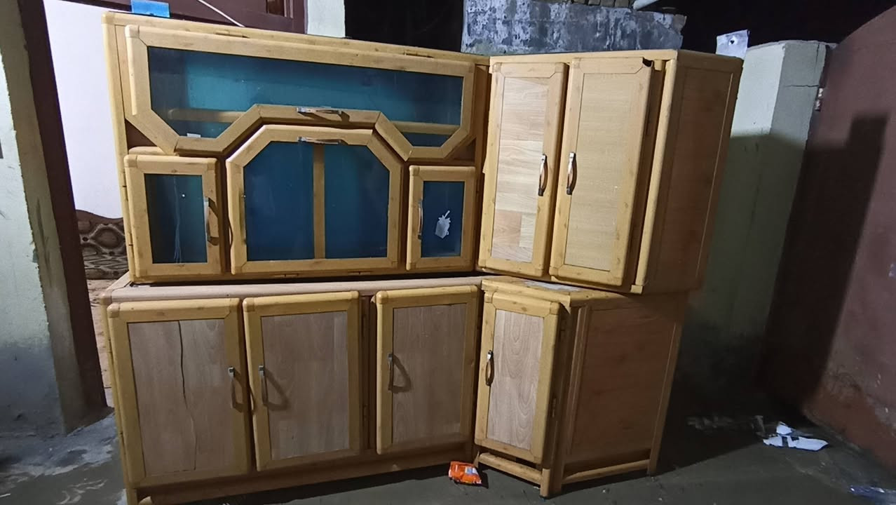 كاونتر تسكام استخدام قليل اخو جديد حجم كبير شوفت عينكم السعر 350الف للستفسار خاص والاتصال***********
