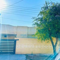 للبيع بيت مساحه 200 منور منطقه ال6000 ثاني قطعه من الخدمي السريع السعر...