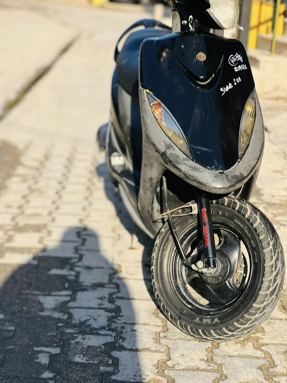 دراجة ماكس عدلة
نضافة 95‎%‎ 
باله صالها 7اشهر من خذيتها 
ب950 قفلها 800 🔐 
بصرة الأصمعي


**إذا كنت صاحب هذا الإعلان وتريد حذفه لأي سبب، رجاءا أرسل رسالة إلى الدعم الفني**