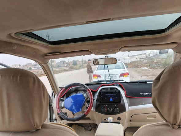 السلام عليكم تيكو مديل 2012  رقم كربلاء بسمي تحويل ثاني يوم  السياره خير من الله السياره كير ميكانيكي شاشه فتحه سقف  كفاله عامه ماعده الهلال  الجاملغ الامامي بصف السايق
السعر 60 وبيها مجال  
رقم الهاتف ***********
