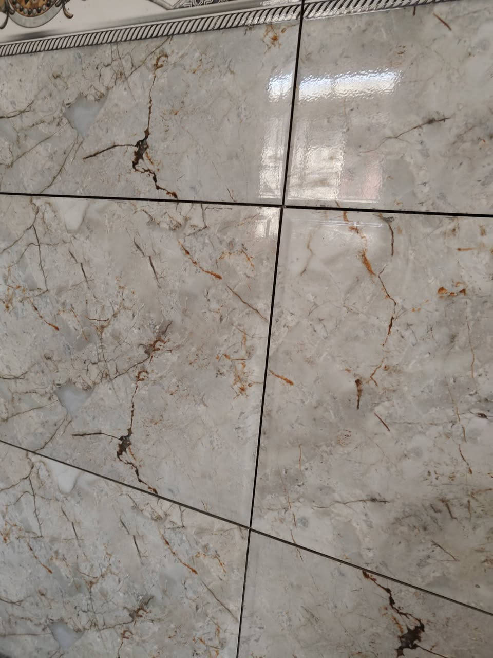 سلام عليكم شغل سيراميك داخل قضاء حديثه شغل مرتب وحلو وشرط ضمان الف سنه شغل واضح بصور شرط عداله وترتيب تريد هيج شغل تعال ودلل لي يدور متر 5 ليراسل ما اشتغل و سعر لمتر مو ثابت حسب شغل اقل شي 6 لحد 10 لمتر متفرغ *********** اتصل وبيك خير ودلل
