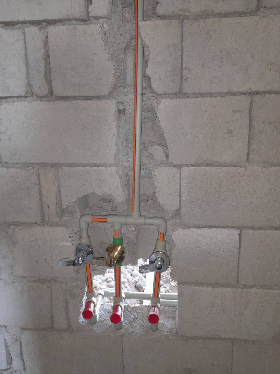 السلام عليكم ورحمة الله وبركاته
💥متوفر لدينا كادر متكامل لتئسيس الماء والمجاري وحفر  منهولات بئسعار مناسبه وشغل درجه اولالى للتصال على الرقم***********
