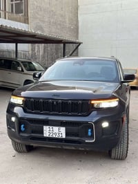 جيب گراند شيروكي ترايل هوك 2024 هايبرد 4xe🔵 فول مواصفات ماعدى الفتحة 3...