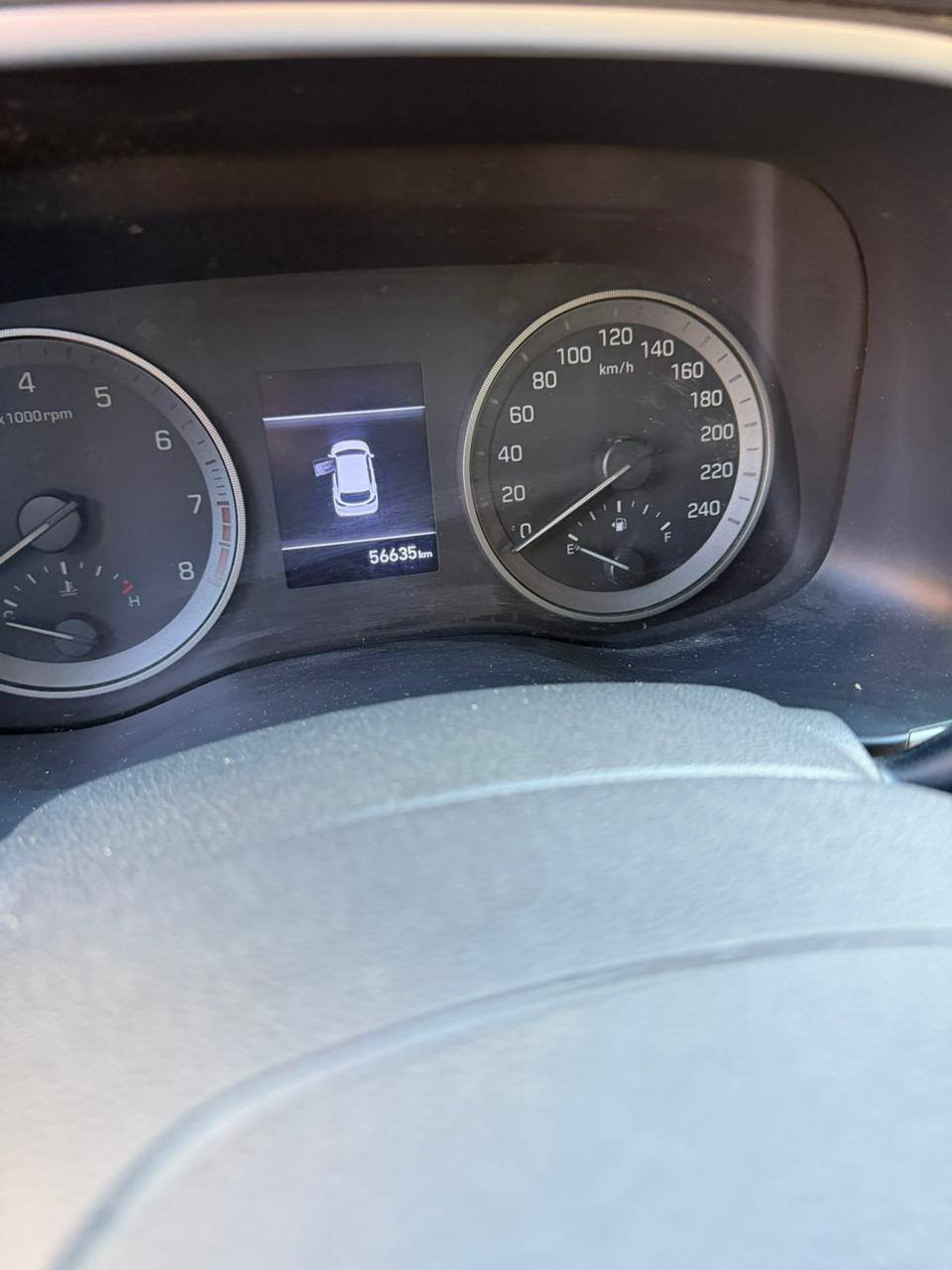 السلام عليكم توسان موديل ٢٠٢٠ للبيع السياره جاهزه من كل النواحي رقم انكليزي السيارة بسمي السيارة بيها صبغ قطعتين فقط السيارة فول ماعدا البانوراما *********** السيارة ماشيه 56 الف حقيقي
