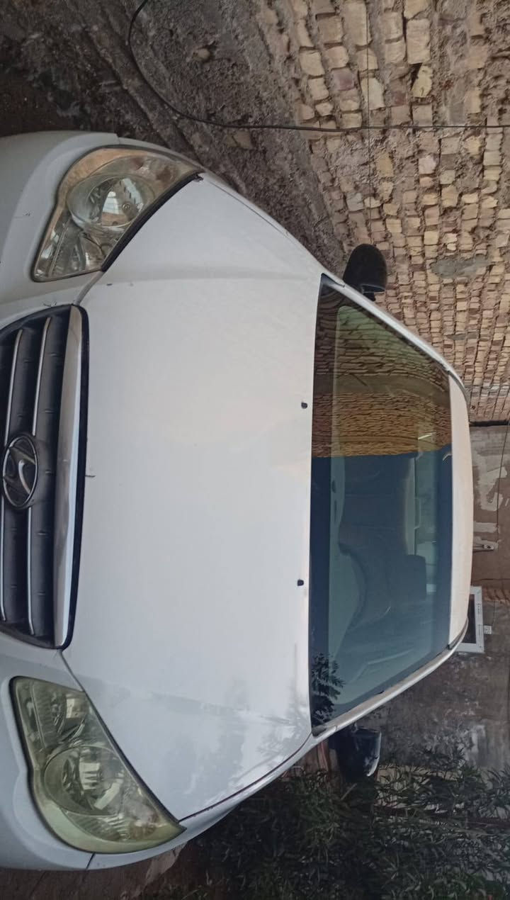 كصته جنطه  أدوات 
سياره مابيه سنويه 
مكينه وكير خير من الله سياره نضيفه 
تحم تاير جديد غرفته كلش نضيفه 
سياره مكانه حله محاويل 
***********
سعر لمطلوب ٣٨ ورقه وبيه مجال حك جيه 
سياره ٢٠١٠
حداديه جديده قبل سبؤع بدلته
