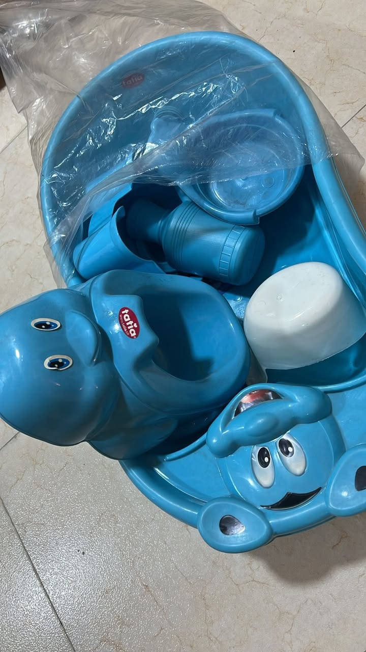 جنطه وحماله وجزان بعدهن جدد اخذتهن ب٤٥ اريدهن ب٣٠ 
دوشك ومخده ب١٥
حوض ٨قطع 20 كلشي بيهن متوفر 
جهاز مراقبه طفل 30 ماخذته ب٥٠بعده ممستخدم
مكان شارع حيفاء 
 مسند طفل لكرسي ب١٥


**إذا كنت صاحب هذا الإعلان وتريد حذفه لأي سبب، رجاءا أرسل رسالة إلى الدعم الفني**