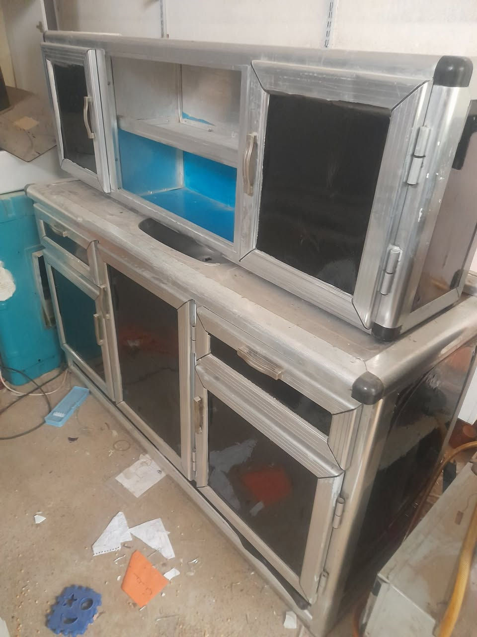 السلام عليكم 
كاونتر + ملحق ١٥٠ وبي مجال 
طباخ ٦٥ وبي مجال 
ميز تلفزون ٦٠


**إذا كنت صاحب هذا الإعلان وتريد حذفه لأي سبب، رجاءا أرسل رسالة إلى الدعم الفني**