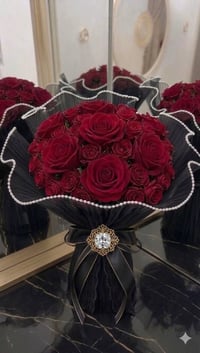 مجموعة بوكيهات ورد اشتغل حسب الطلب اي شي يعجبكم انفذه  07736901890 للت...