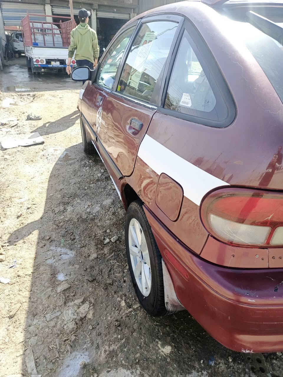 من رخصه لادمن الساام عليكم كيه فيلا موديل 95 سياره جاهزه بسمي سنويه جديده 31 هزه اليوم مدخلهه جديده تبريد شغال منقص غاز فقط سياره بييه صبغ حزام تخم تاير حداديه جديده سياره جاهزه وعل شركه السعر 30 مكانهه نهروان ***********
