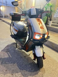 للبيع ماطور شحن نوع ((ألماسه)) موديل ٢٥ فول ٦ بطاريات عل فحص مستعمل قل...