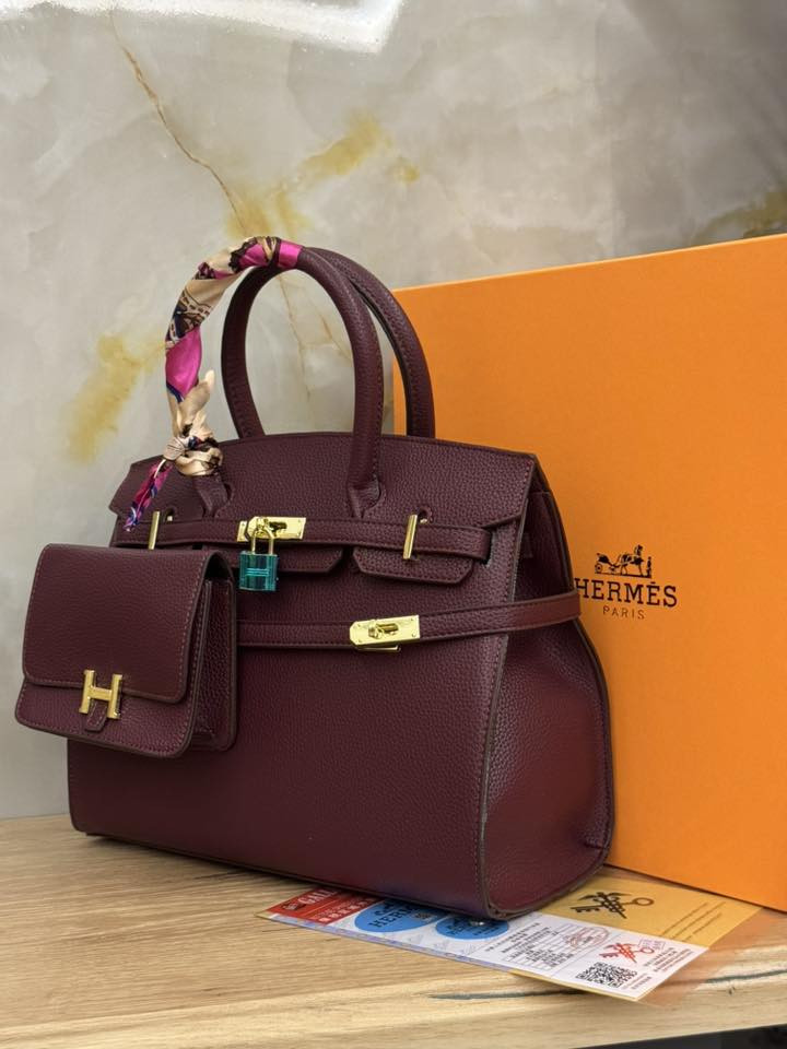 هلو بنوتات وفرنالكم جنط كلش حلوه وخامتها تخبل ماستر كوالتي تناسب مختلف ستايلاتكم وبسعر ولا أروع للطلب التواصل عبر الخاص يوجد توصيل إلى كافة المحافظات


**إذا كنت صاحب هذا الإعلان وتريد حذفه لأي سبب، رجاءا أرسل رسالة إلى الدعم الفني**