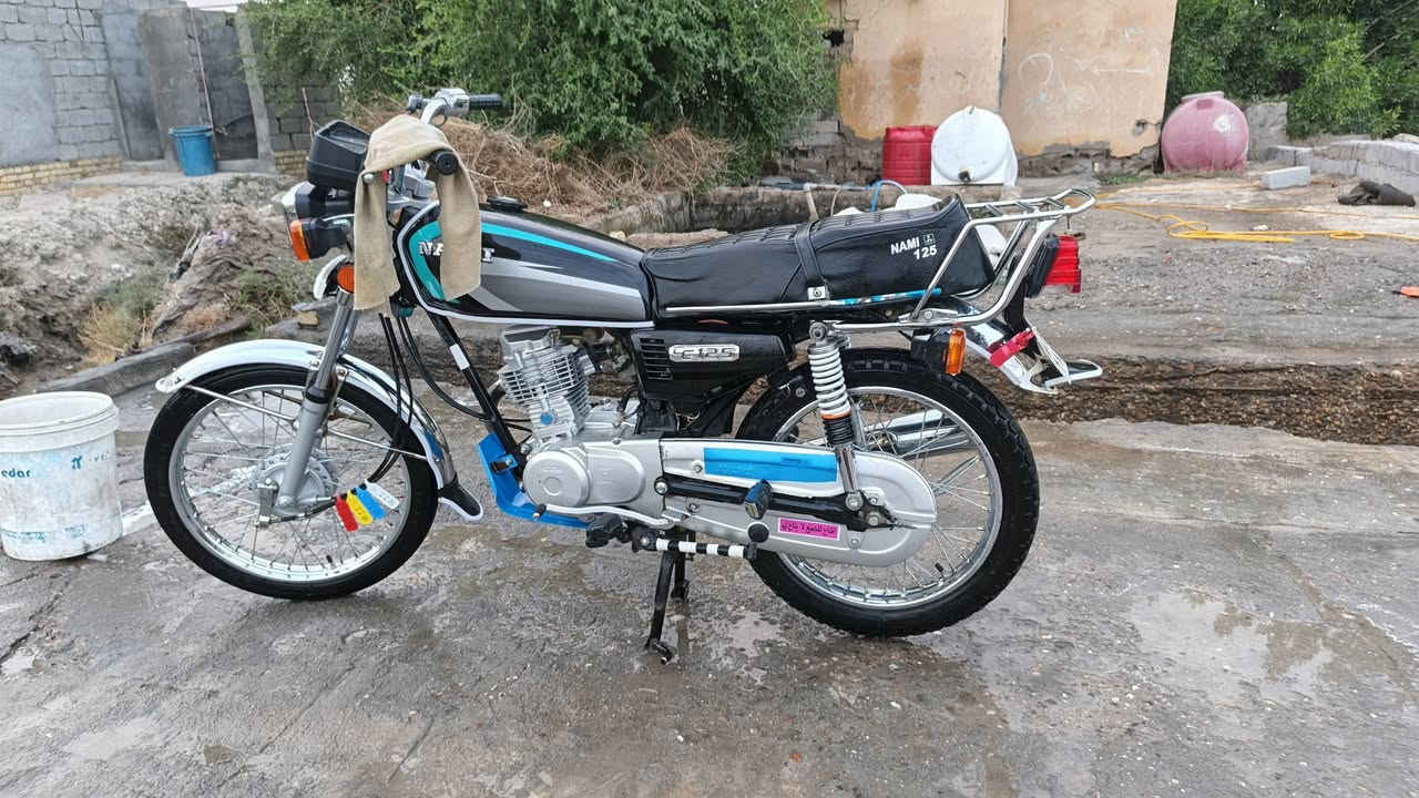 نامة شلامجة مديل 23 صاله 8 اشهر من طالعة من الوگيل  أوراق كاملة مگينه مبدل بية بس ولفات فقط والباقي علئ شركه كهربائيات گله شغاله مگبنه تشلع الگاع شگ مگينة صافية الدراجه ماعوزه برغي وگيلة مجمع الكرار
.
.العنوان / سوق الشيوخ_ناحية الطار 
•السعر ((مليون و200 )) وبية مجال حگ الجية
رقم الهاتف ***********
