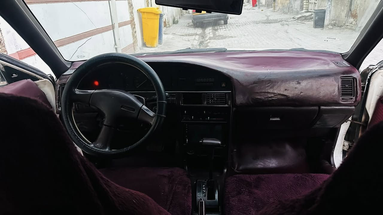 السلام عليكم للبيع كورلا بلاد موديل 1992 بيه مكانات صبغ السيارة خير من الله كير مكينه صدر تخم تاير دوشمه عام رقم بغداد نكليزي بسمي هزه جديده كابريتر جديد شادله كير وتماتك جام كهرباي اي نقص ما بيه علا يدي
العنوان بغداد بلديات
السعر 42وبيه مجال 

الهاتف ***********
