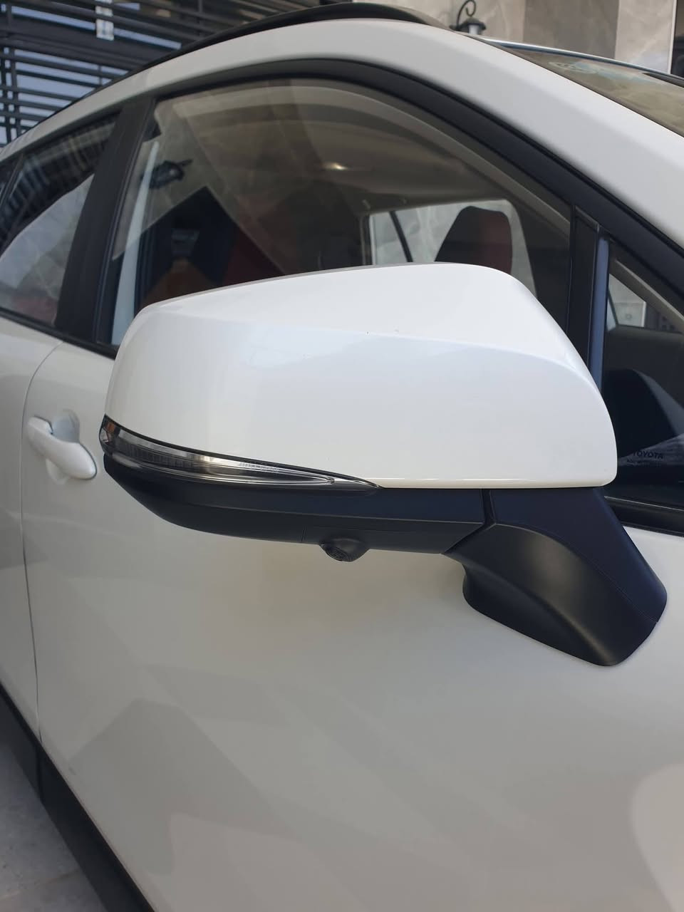 📣 كفالة عامة بوضع الوكالة
🔰 كورلا كروز هايبرد 2024

🛞 المسافه المقطوعة 54000 Kmقابل لزياده

🔸 (مطلوبة للمصرف)  

🟠 مواصفات فول
• كاميرات 360 درجة
• ⁠لايت زنون
• ⁠كشنات جلد لونين
• ⁠كشنات كهربائية 2 
• ⁠محرك 2.0  
• ⁠فتحه سقف 
• ⁠رادار امامي 
• ⁠بصمه 
• ⁠هندبريك كهرباء 
• ⁠تبريد قطعتين 
• ⁠تحكم ستيرن 
• ⁠شاشه كبيره  
• ⁠تحديد مسار
• ⁠حمالات 
• ⁠بلوجكتر 

💢 السيارة مكفولة كفالة عامة باستثناء شخط ٤ اصابع ورصعتين لكن ماتبين بالصور لان خفيفة
السعر 155$ وبيها مجال 

📍 مكان السيارة واسط قضاء الحي

☎️ رقم صاحب السيارة
***********
